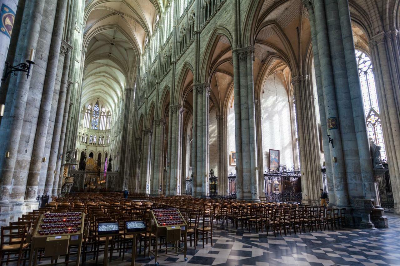 Le Quai Amienois - Nid Douillet Moderne Face A La Cathedrale Lejlighed Amiens Eksteriør billede