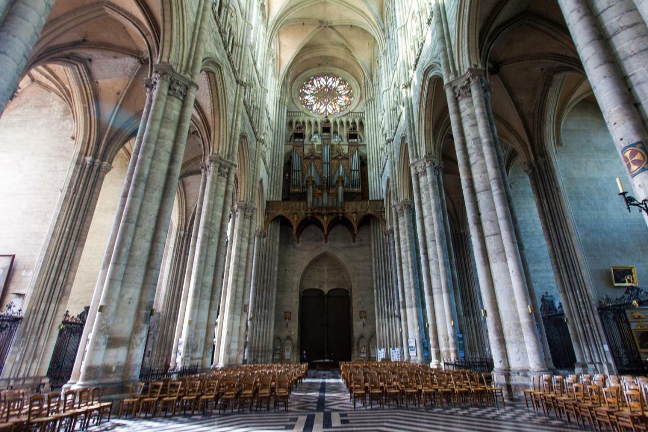 Le Quai Amienois - Nid Douillet Moderne Face A La Cathedrale Lejlighed Amiens Eksteriør billede